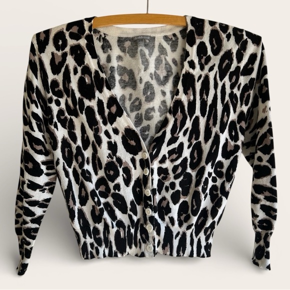 Sweaters - Charlotte Russe Leopard Print Cropped Cardigan Sweater Large
